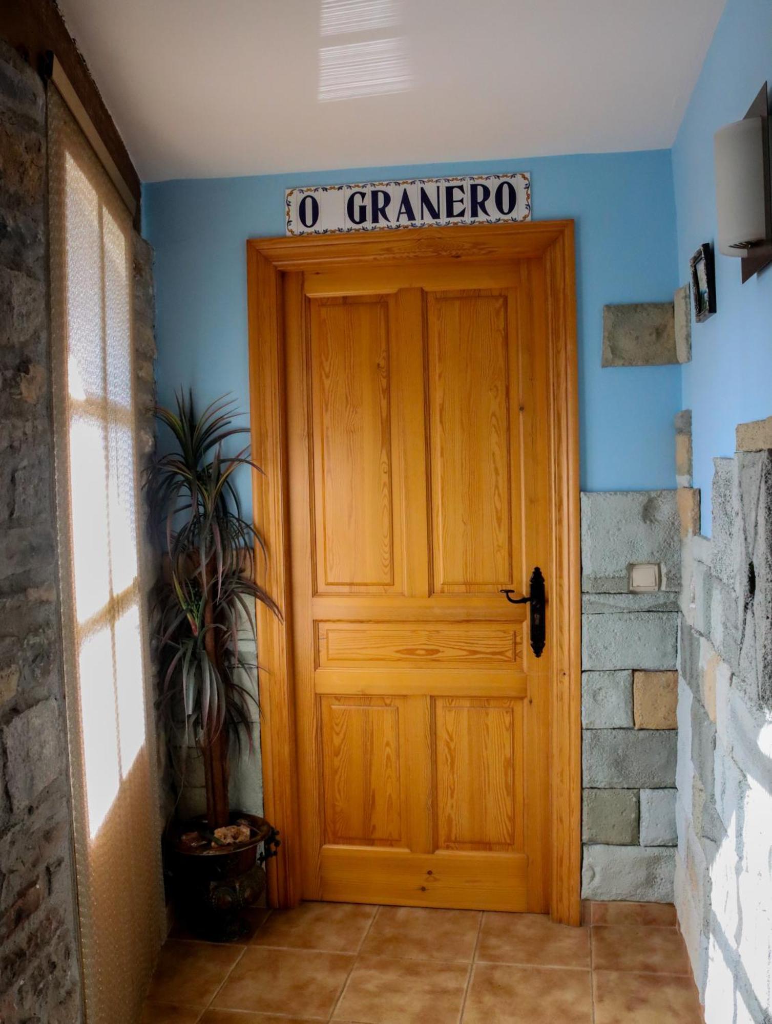 Las Bodegas De Claveria El Humo de Muro Luaran gambar